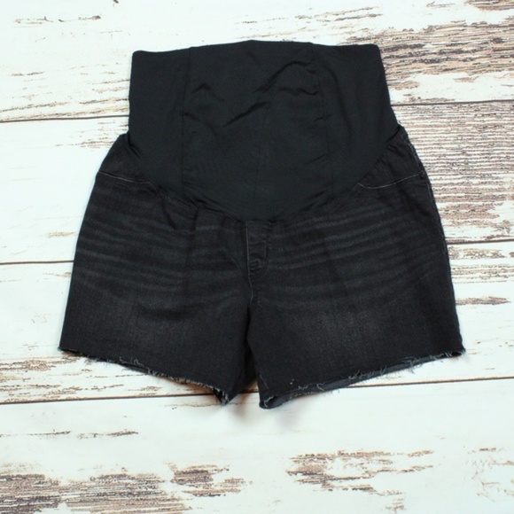 Isabel Maternity by Ingrid & Isabel Pants - Isabel Maternity Midi Short size 2 Crossover Panel